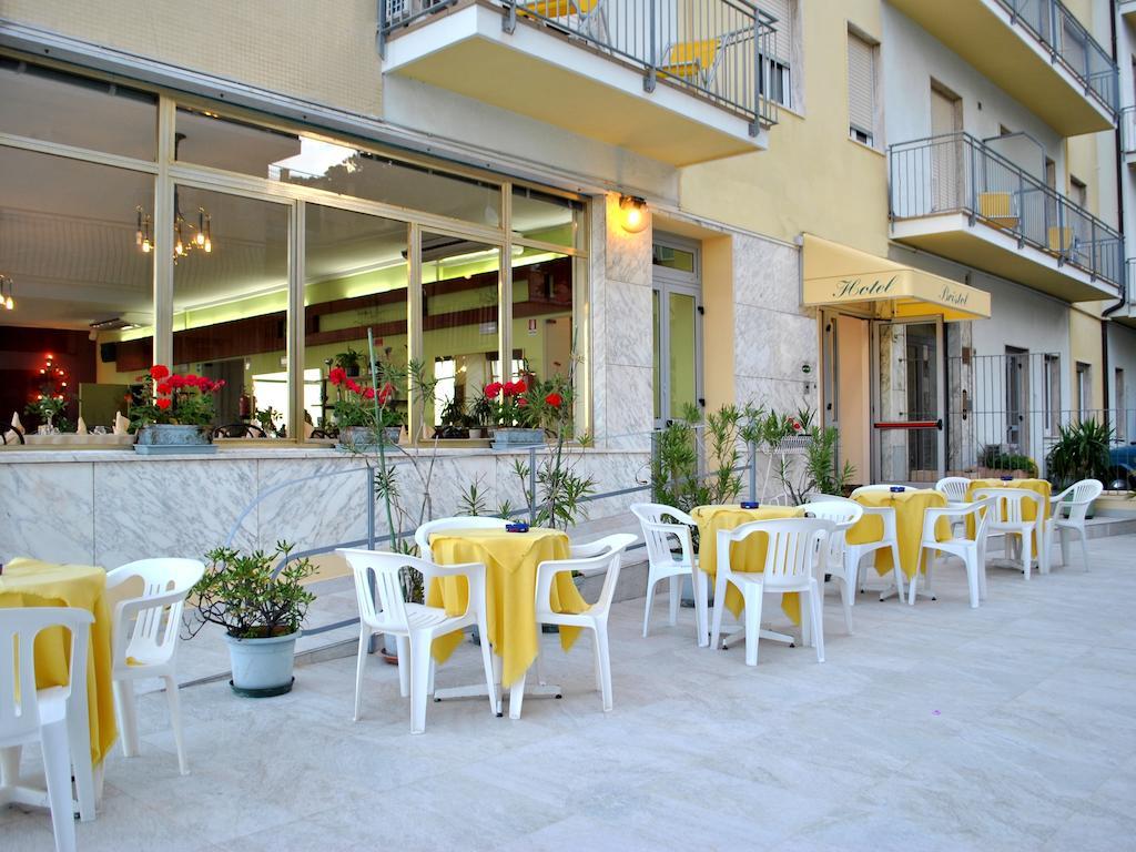Hotel Bristol Laigueglia Exterior foto